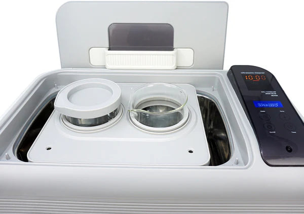 White electronic device with two circular components and a digital display on a white background.

P4861-NH | iSonic® Ultrasonic Cleaner, 6L/1.6Gal, 110V, 30-minute timer, no heaters, with stainless steel basket (for Dental, Vet and Medical Instruments)